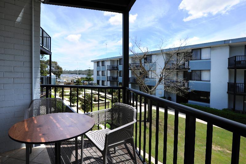 Lodestar Waterside Apartments Perth Extérieur photo