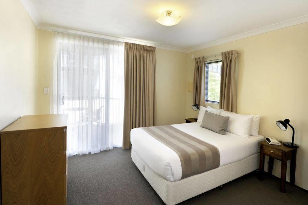 Lodestar Waterside Apartments Perth Extérieur photo