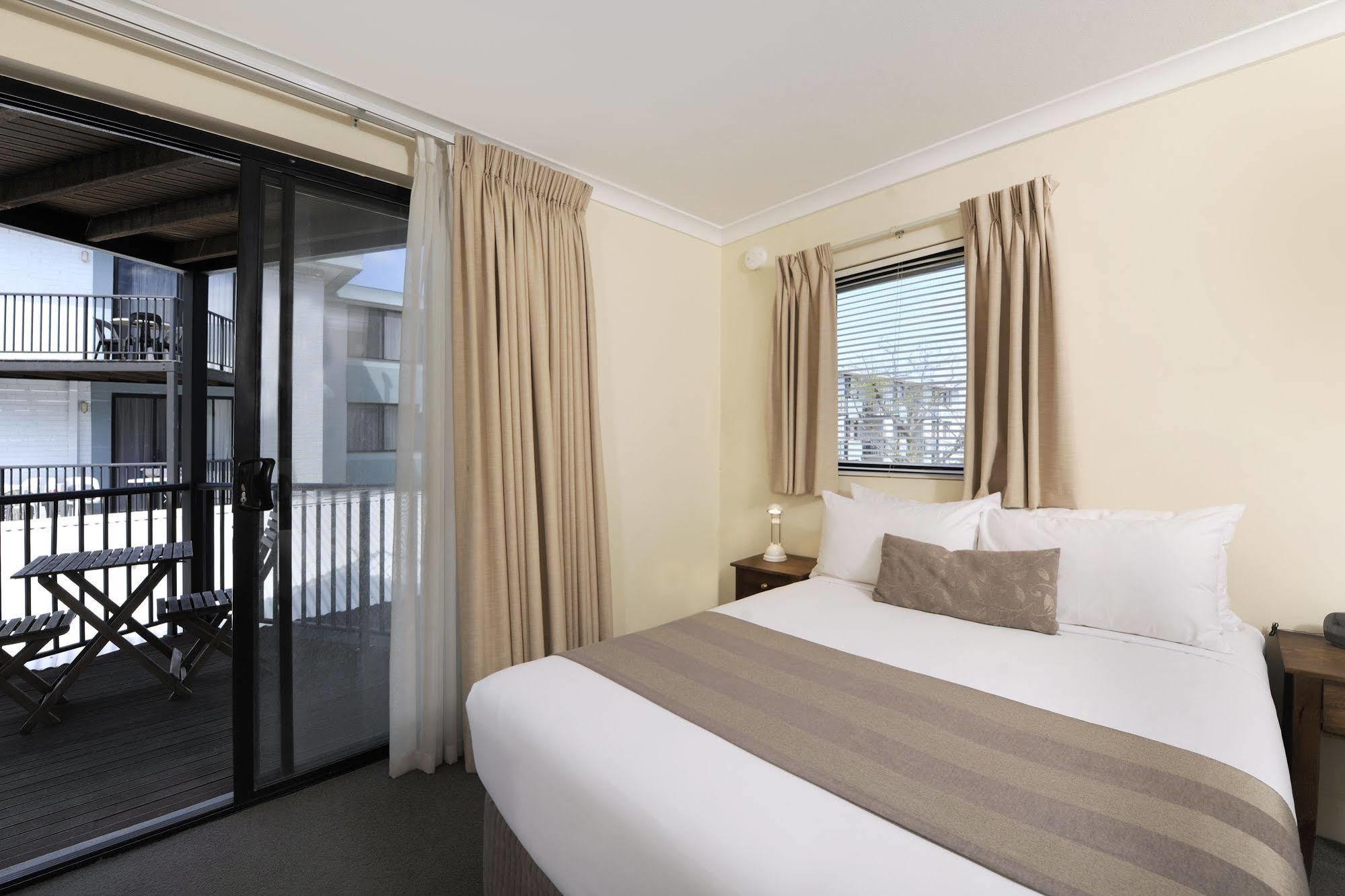 Lodestar Waterside Apartments Perth Extérieur photo