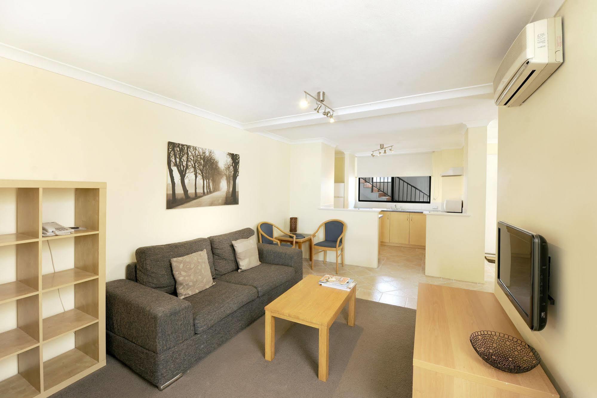 Lodestar Waterside Apartments Perth Extérieur photo